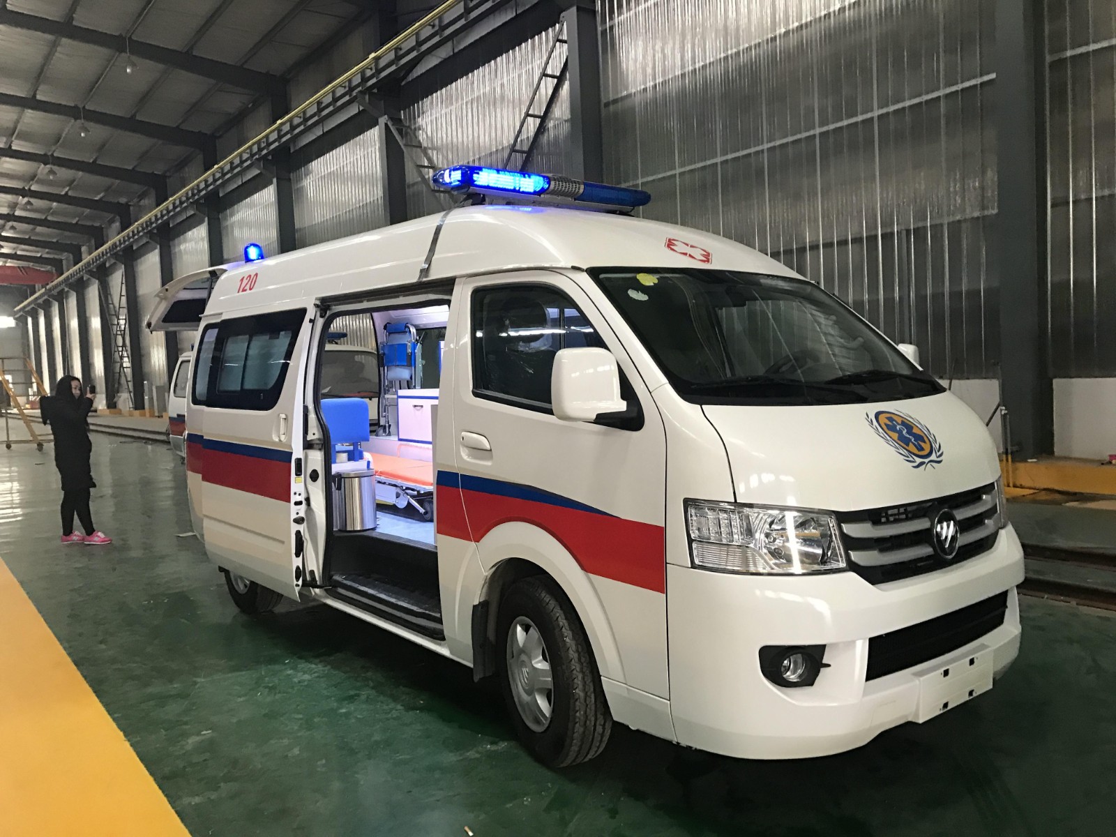 从江县救护车转院
